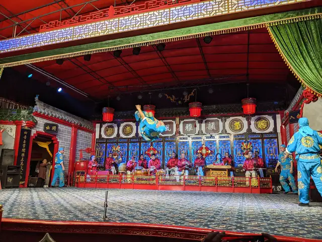 Sichuan Opera at Shufeng Yayun · 蜀风雅韵