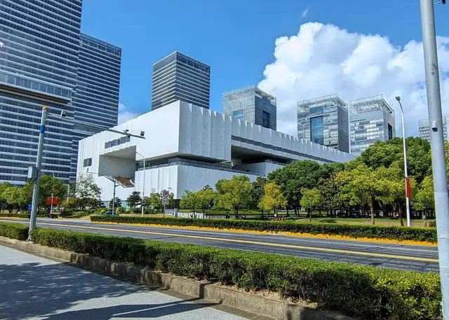 Shanghai Museum East · 上海博物馆东馆