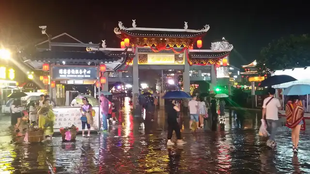 West Street · 西街