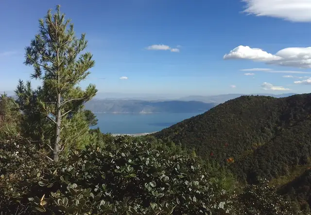 Cangshan Mountain · 苍山
