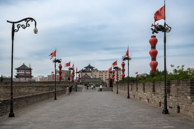 City Wall · 西安城墙