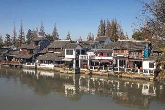 Zhujiajiao water town · 朱家角