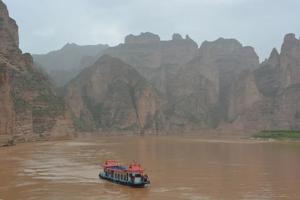 Bingling Temple Grottoes · 炳灵寺石窟