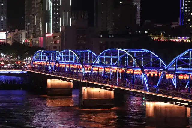 Zhongshan Bridge · 中山桥