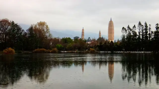 Three Pagodas · 崇圣寺三塔