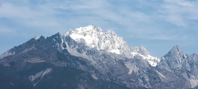 Jade Dragon Snow Mountain · 玉龙雪山
