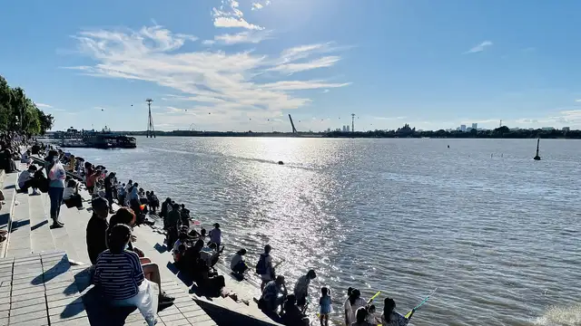 Songhua River and Stalin Park · 松花江·斯大林公园