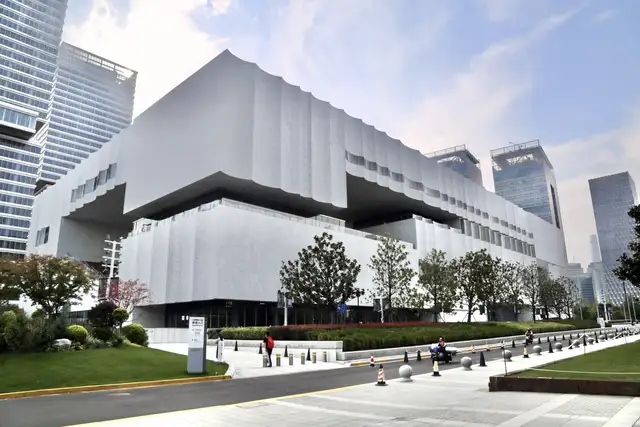 Shanghai Museum East · 上海博物馆东馆