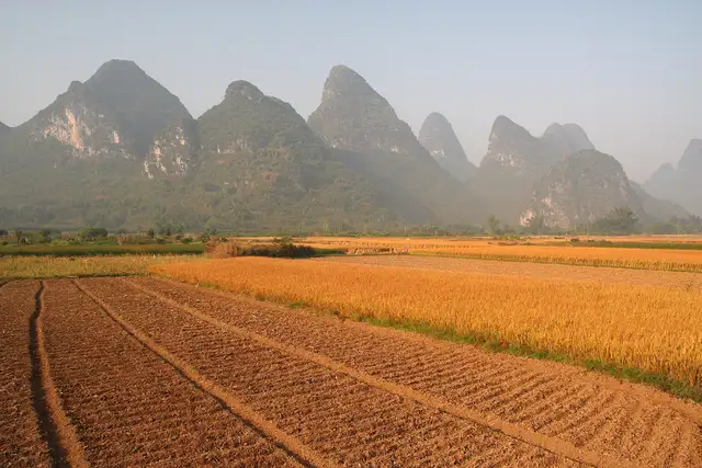 Yulong River · 遇龙河