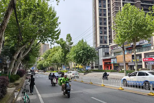Wuhan · 武汉