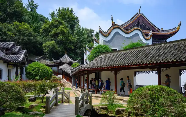 Yuelu Mountain and Academy · 岳麓山·岳麓书院