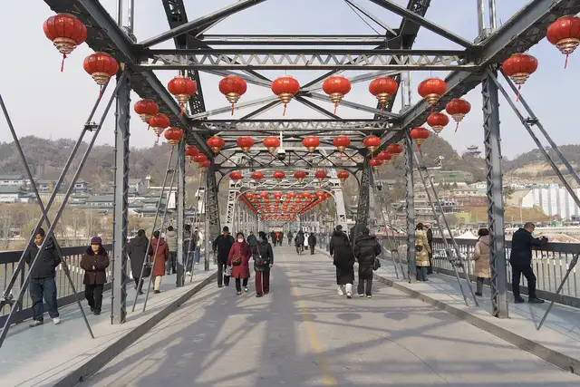 Zhongshan Bridge · 中山桥