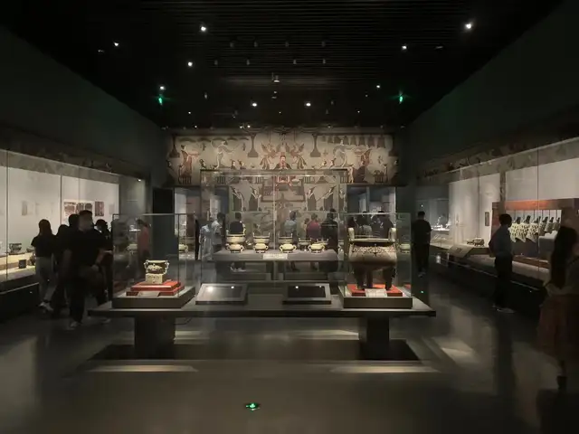 Shaanxi History Museum · 陕西历史博物馆