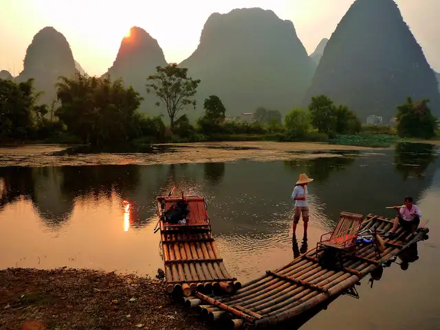 Yulong River · 遇龙河