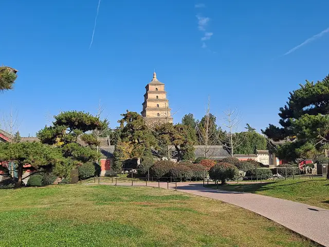 Big Wild Goose Pagoda · 大雁塔