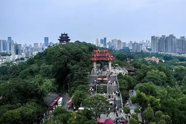 Yellow Crane Tower · 黄鹤楼