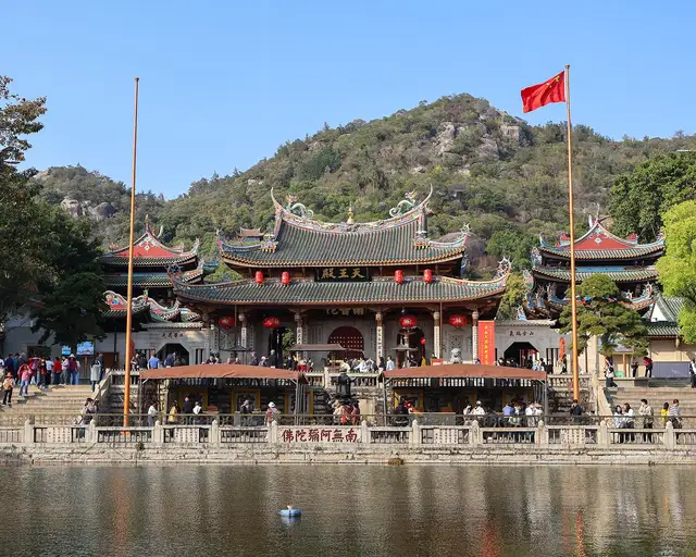 Nanputuo Temple · 南普陀寺