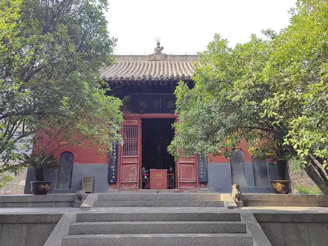 White Horse Temple · 白马寺