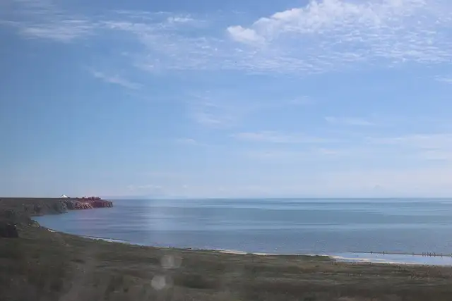 Qinghai Lake · 青海湖